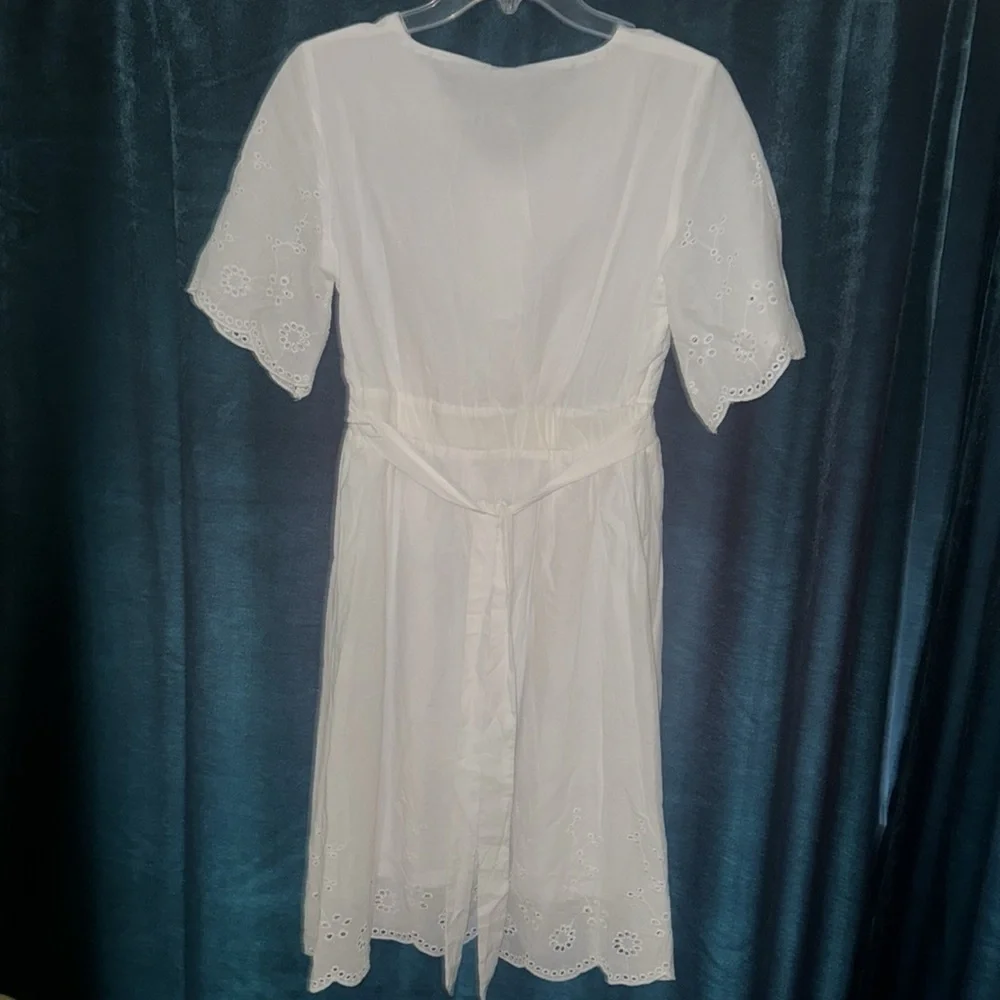 New Petal Lush Knee Length Dress with Button Front and Waist Tie in the Back -XS